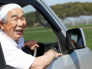 タクシー就職に追い風!シニア（60才以上・定年退職者）に週2日の月8乗務が人気。
